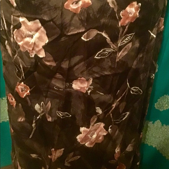 🎆SOLD 5 FOR $25 SILKY BROWN FLOWERED MAXI SKIRT - Picture 2 of 5